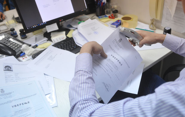 Адвокати траже реакцију полиције